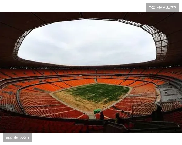 鲁贝赛场“阿伦堡森林”石板路的年度修缮工作完成